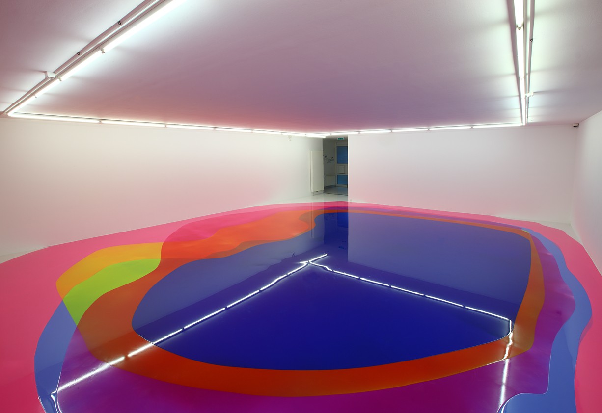 Peter Zimmermann – pool, Museum für gegenstandsfreie Kunst Otterndorf, 2016, epoxy resin 